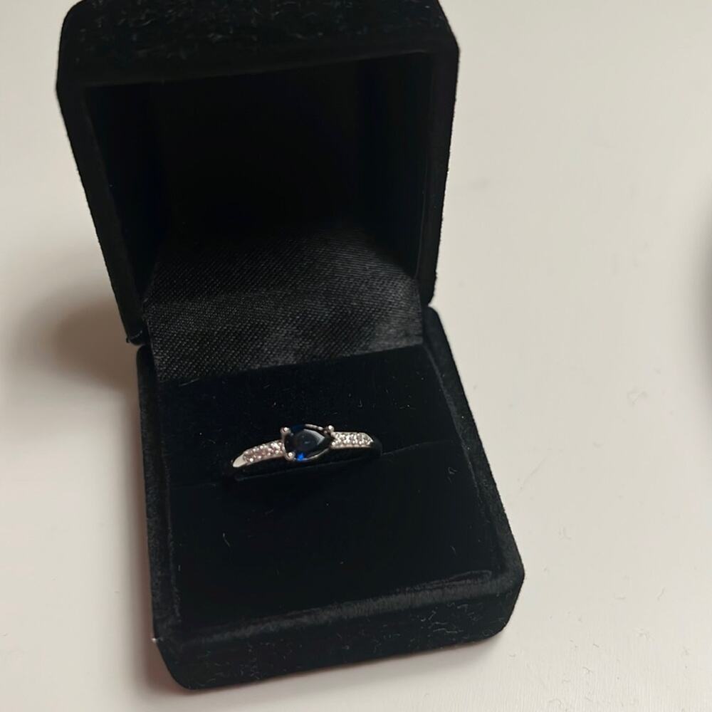 New Minimalist sterling silver women’s birthstone ring with box, size 7.5